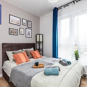 Superapart Nowy Sluzewiec, Next To Chopina Airport, Tor Sluzewiec, Aircondition Apartment
